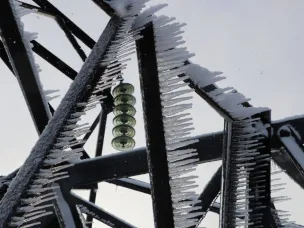 «Нижновэнерго» призывает проявлять осторожность рядом с энергообъектами в период неблагоприятных погодных условий